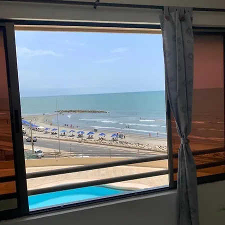 Apartamento Frente Al Mar *